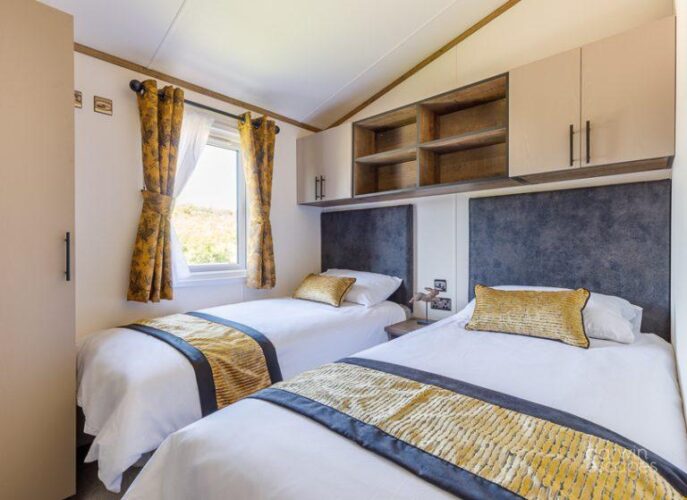 READYMADE 4 BEDROOM HMO RETURNS 12.76