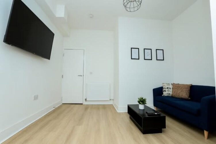 For Sale 5 Bed, 5 bath HMO In North Yorkshire Net Returns from 18.50%  -IMPORTANT ARTICLE 4 UPDATE
