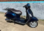 Piaggio Vespa GTS mot warranty extras delivery