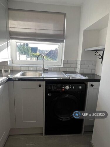 3 Bed Unfurnished Family Home