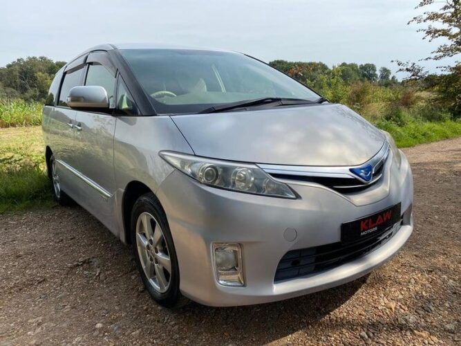 2010 Toyota Verso 2.0 D-4D T Spirit Nav/Pan Rf 5dr full service history MPV Dies