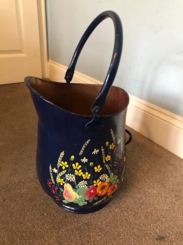 Painted Cooper Barge Planter J071