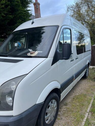 Nissan Elgrand E51 Campervan