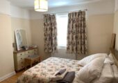 Clean Contemporary Double Bedrooms House Share in Norbury, London SW16