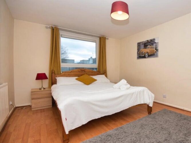 Various rooms for rent
