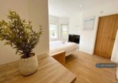 186 L Blackness Road, Dundee