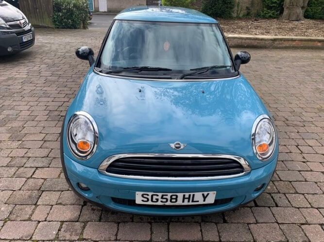 Mini hatch one 2008 12 moths mot