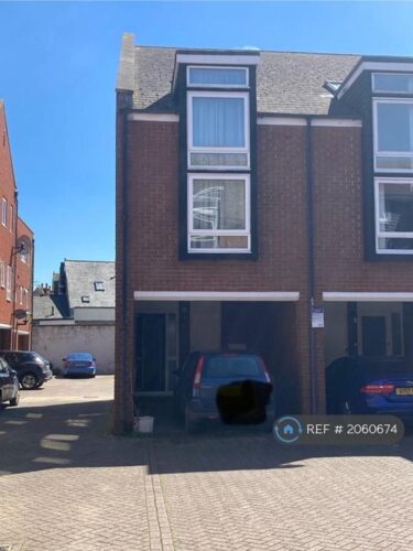 2 bedroom flat in Penn Street, London, N1 (2 bed) (#2060023)