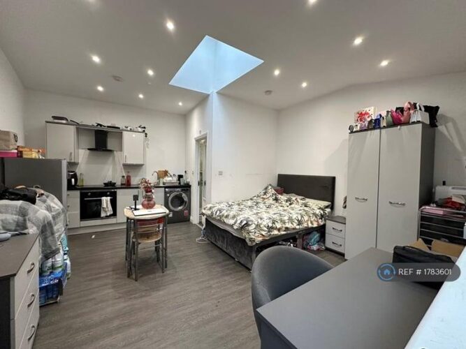 1 bedroom in New North Road, London, N1 (#2066195)