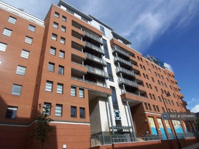 1 bedroom flat in The Quadrangle, Manchester, M1 (1 bed) (#2059885)