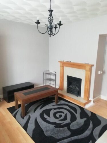 2 bedroom flat in Boardwalk Place, London, E14 (2 bed) (#2056331)