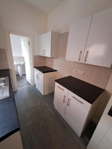 2 bedroom flat in Belmont Road, Southampton, SO17 (2 bed) (#2060020)