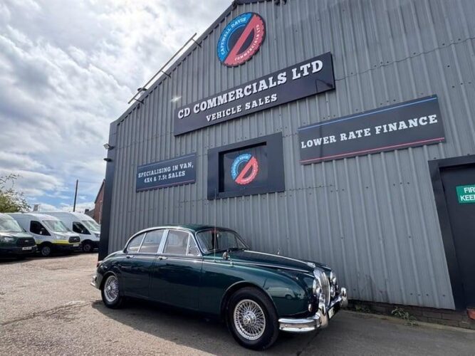 1984 Daimler Limousine 4.2 4dr Auto Saloon Petrol Automatic