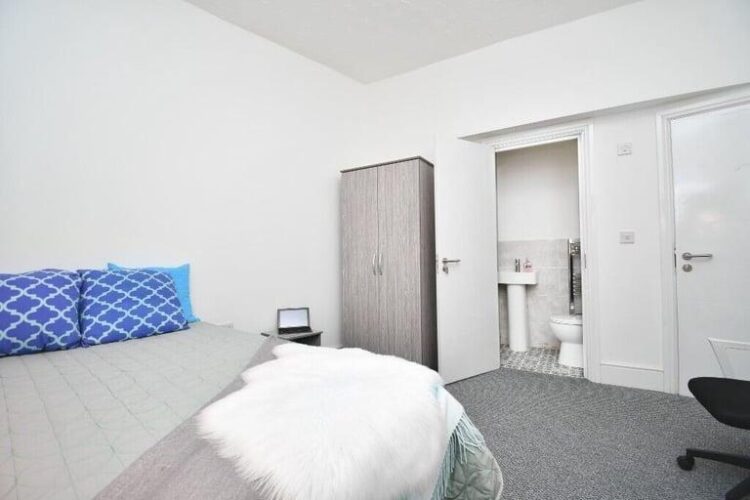 Special Offer – OFF PLAN NEWLY CONVERTED BURNLEY HMO – SOLD FULLY REGULATED AND WITH TENANTS