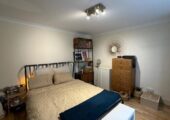 1 bedroom flat in Hamlet Gardens, Ravenscourt Park, London