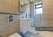 1 bedroom flat in West Barnes Lane, New Malden, KT3 (1 bed) (#2059342)
