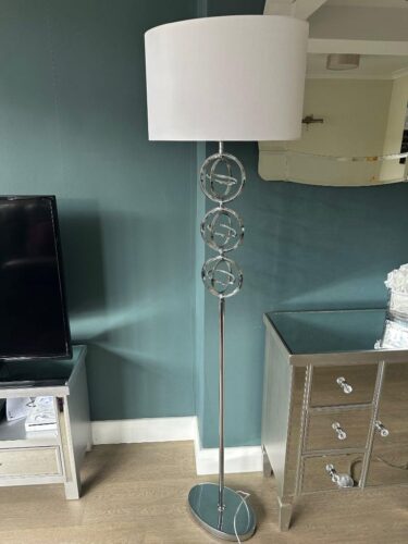 Stand up lamp – Furniture Village