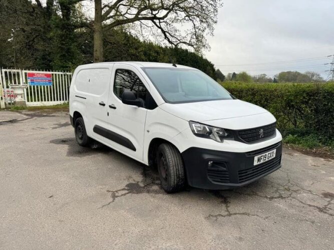 PEUGEOT PARTNER 1000 1.6 BlueHDi 100 Professional Van LWB L2 1 OWNER