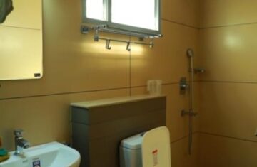 Fully-furnished-house-for-short-term-rent-near-Vyttila-Eroor_20