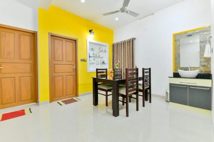 Furnished 2 BHK house for daily weekly rent near Aster hospital, Cochin