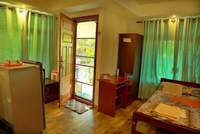 One Bed fully furnished studio villa for short term rent Kochi