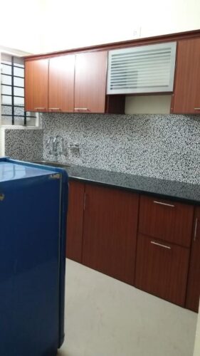 Fully furnished 2 bed flat in Kochi near Palarivattom for daily
